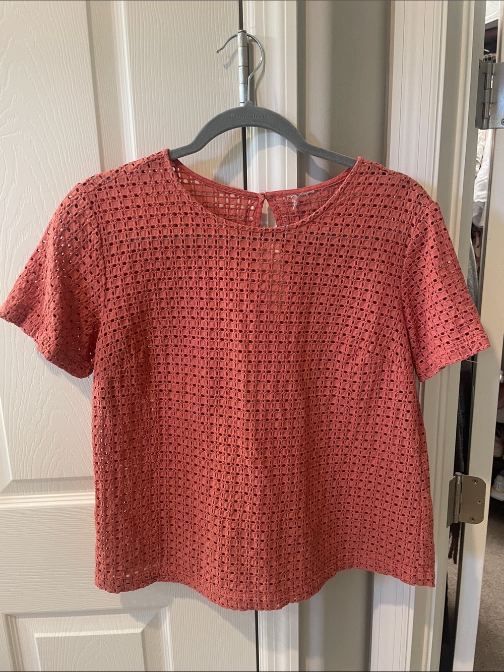 Women's Eyelet Short-Sleeve Top burnt orange /dark coral